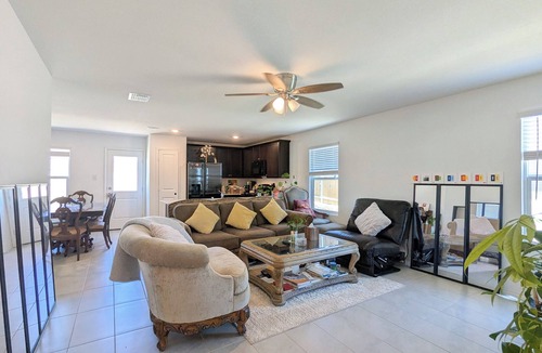 Fort Worth House | Clean, Minimalist Bedroom in Chill, Peaceful House in Fort Worth, Texas with AC