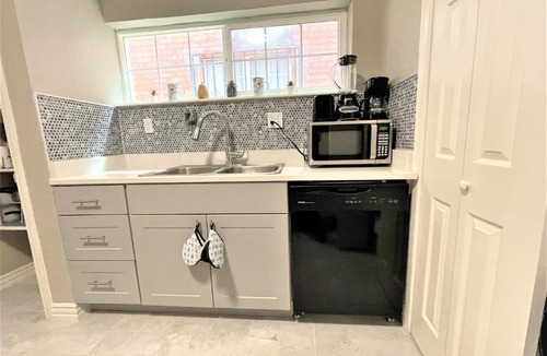 Downtown El Paso Apartment | Close to All, Restful Duplex A in Downtown, UTEP, Hospitals