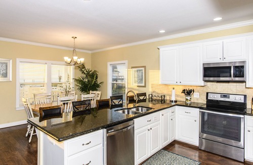 Rockport House | Coastal Class Waterfront - "Your Home away from Home"