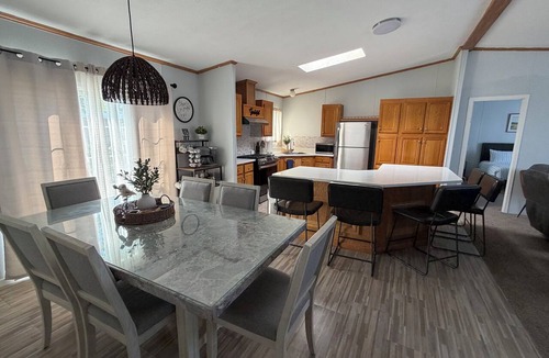 Socorro House | Comfortable and Spacious Stay for Families.