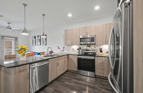 McKinney Apartment | Comfy 1BR w/Pool/Hot Tub/Gym/Free Parking+ Wi-fi