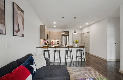 McKinney Apartment | Comfy 1BR w/Pool/Hot Tub/Gym/Free Parking+ Wi-fi