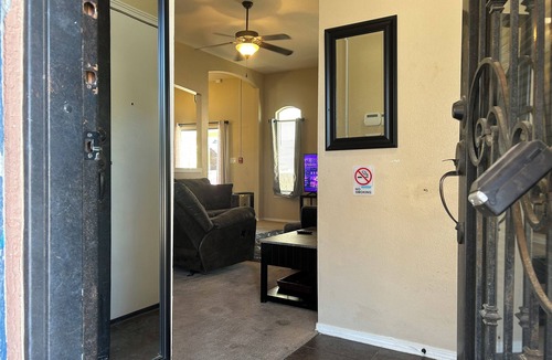 Biggs Field House | Comfy 3-bedroom Home with Amenities for Long Term Stays
