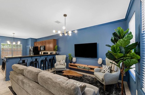 College Station House | Comfy King Beds, Close to A&M