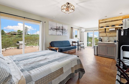 Tombstone Cabin | Comfy West Cabin nestled in Tombstone's Historic District! Pet Friendly!