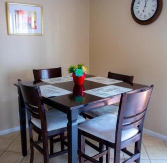 Thunderbird Apartment | Condo with Mountain Views and Pool Near Casino El Paso