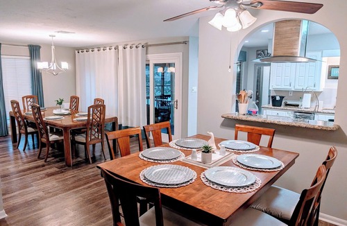 April Sound House | Conroe Family Favorite: Chef's Kitchen, Screened Patio, Smart TVs, & Gameroom