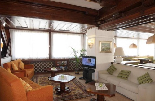 Mareson Hotel | Corona