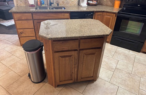 Springtown House | Country home with a brand new hot tub, WiFi and central air, spacious bad yard