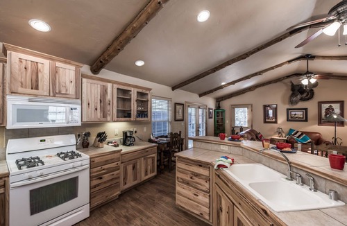 Ruidoso Cabin | Cowboy Cabin | Hot Tub, Grill, Wood-Burning Stove