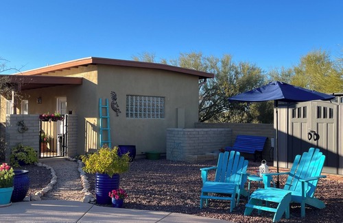 Oracle Heights Estates House | Cozy 1-bedroom bungalow in lovely Tucson.