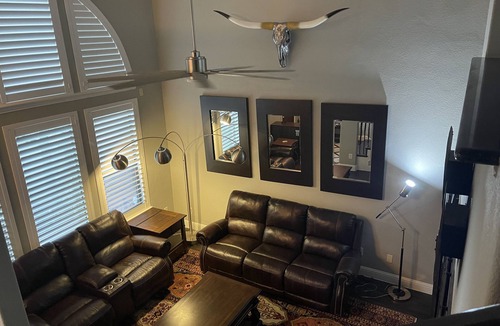 Legacy Park Condo | Cozy 2-bedroom condo in welcoming Plano with AC, WiFi