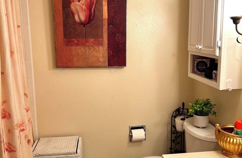 El Paso Condo | Cozy 2-bedroom condo with WiFi, AC in enchanting El Paso