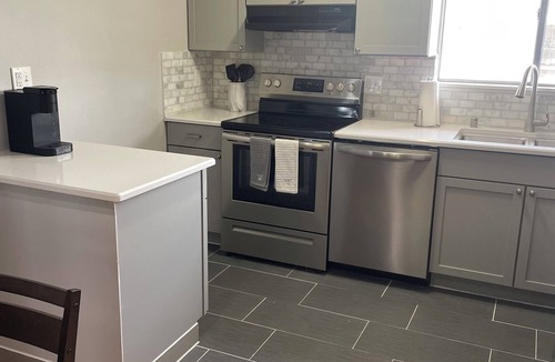 El Paso Condo | Cozy 2-bedroom condo with amazing views WiFi and AC in W. El Paso