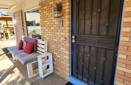 Tyrone House | Cozy 2-Bedroom in Center of Silver City