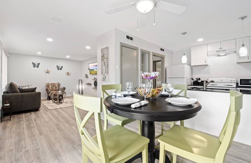 Junius Heights Apartment | Cozy 2BR unit 5 minutes from Downtown Dallas and The State Fair of Texas