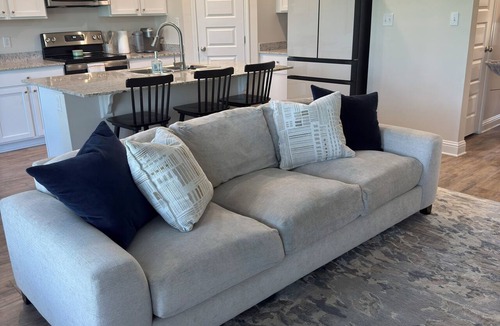 Shreveport House | Cozy 3BR Stay in a Peaceful New Neighborhood