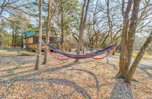 Gordonville Cabin | Cozy Cabin Lake Texoma
