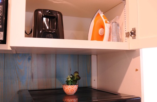 New Braunfels Cabin | Cozy Cabins near the Comal River- Cabin #1-Fiesta Theme Walk to Wurstfest