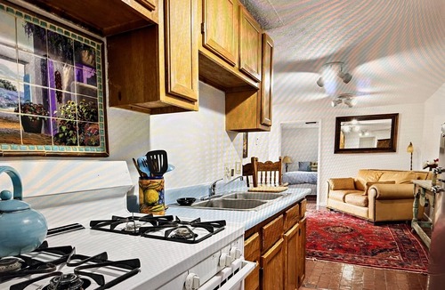 Santa Fe Apartment | Cozy Casita, Charming apartment in historic east side