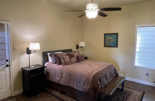 Sherman House | Cozy Casita with spectacular view of the sunset