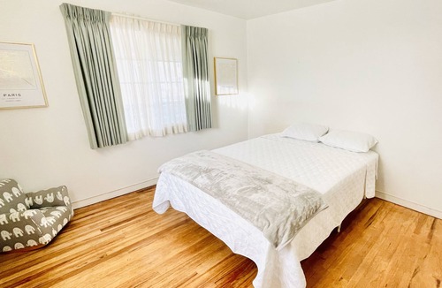 El Paso House | Cozy classic home on historic EP neighborhood. Close to Ft. Bliss. Pet-Friendly!