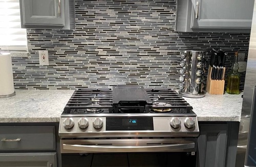 Skies West House | Cozy family home with remolded kitchen