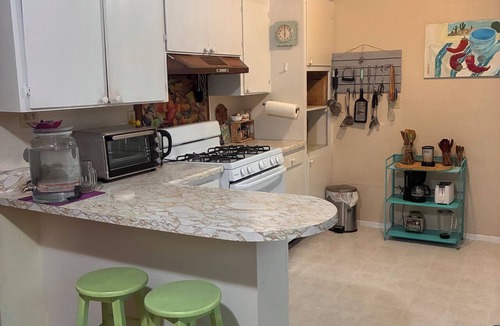 Tyrone Other | Cozy getaway. 1-bedroom, private bath in cheery country home.