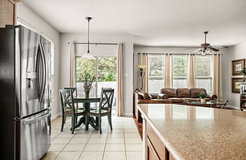 Brushy Creek House | Cozy Home by Downtown Round Rock
