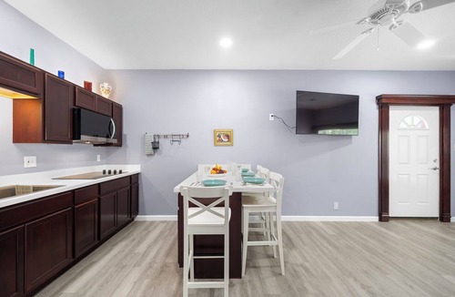 Memorial Apartment | Cozy Houston 1BR Near CityCentre & Free Parking