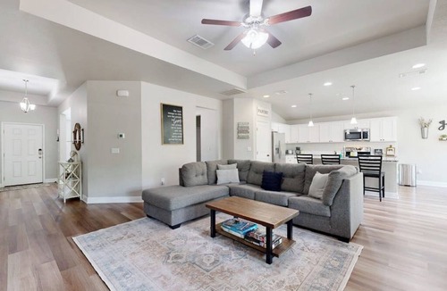 Highland Lake Estates House | Cozy Lago Vista home with Private Pool table, mile from the stunning Lake Travis