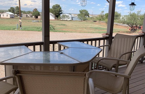 Conchas Dam House | Cozy Lake House - only 10 minutes from the water
