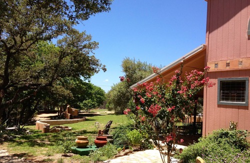 Mouth Of Pedernales Cottage | Cozy Lakefront Retreat - Winery, Massage, Yoga, Kayaks, SUPS, Krause Springs!
