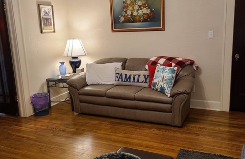 Amarillo Apartment | Cozy one bedroom apartment in historical district