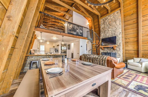 Ruidoso Cottage | Cozy Ruidoso Cabin Rental w/Private Hot Tub!