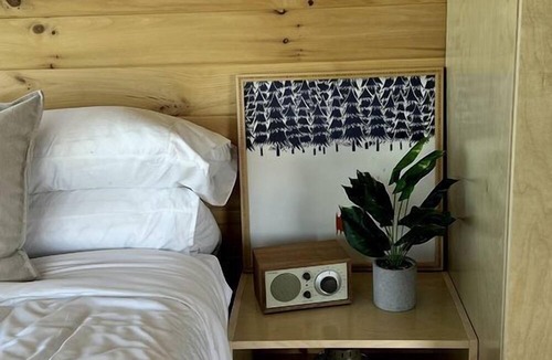 Pagosa Springs Cabin | Cozy Rustic Cabin with Stargazing Windows & Hot Tub near Ranchlands, Pagosa Springs, Colorado