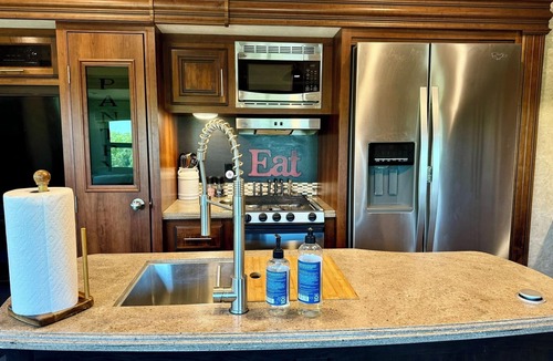 Breckenridge House | Cozy RV in Breckenridge nestled in the woods of a 50 acre farm