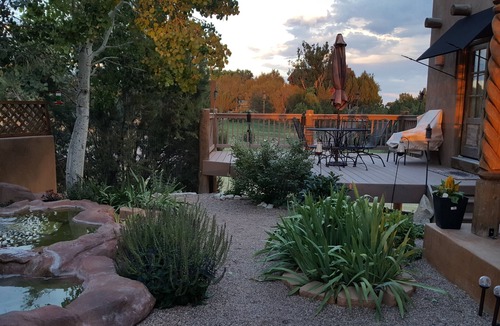 Pueblo West Apartment | Cute, comfy studio, close to Lake Pueblo Reservoir! Come see southern Colorado.