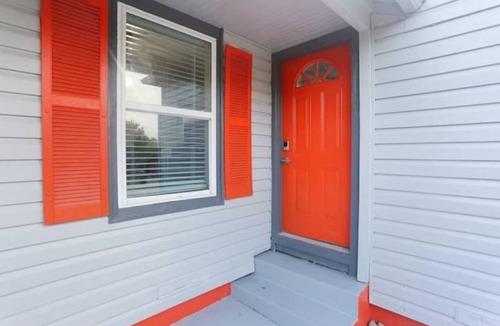 Northwest Los Angeles Heights House | Cute Home close to Downtown, The Quarry and more!