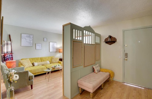 Knox - Henderson House | Dallas Condo w/Pool Access - Walk to Knox Street!