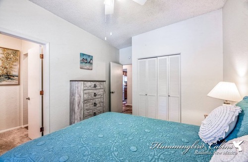 Alto Condo | Dancing Star: Sitting high in the pines with hot tub!