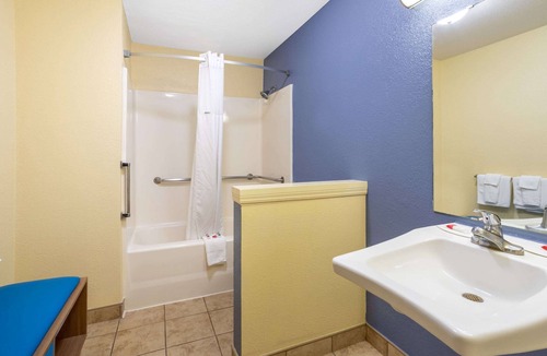 Alamogordo Hotel | Days Inn by Wyndham Alamogordo/White Sands