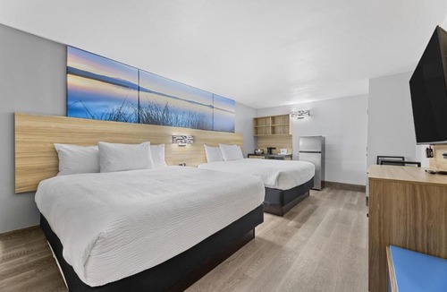 Texas City Hotel | Days Inn & Suites by Wyndham Texas City - Galveston Area