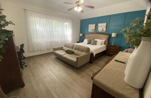 Burnet House | Delaware Springs Home