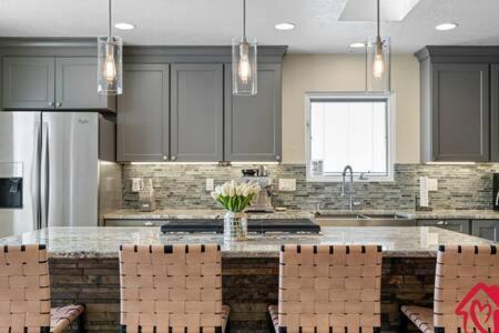 Cibola Addition House | Desert Skyline Getaway - Single Story - 3 Kings