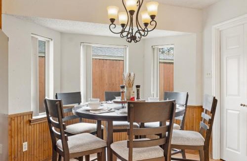 North Richland Hills House | DFW 3 Bedroom Family Home with Pool and Game Room Near AT&T Stadium