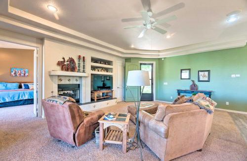 Ruidoso Downs House | 'Doc's Retreat' in Ruidoso Downs w/Mtn Views