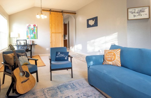 Kyle House | Dog-Friendly/Spacious 4BR/2BA Home/Near Austin/EV Charger/Separate Office