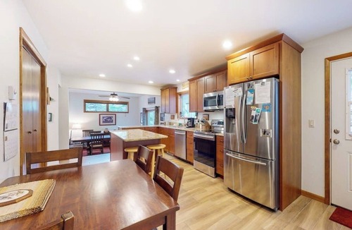 Durango House | Dog-friendly townhome with mountain view, fireplace, patio, grill & W/D