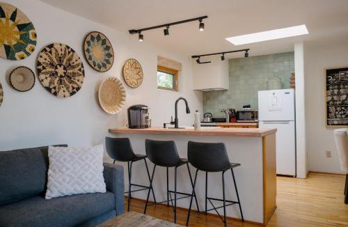 Downtown Santa Fe House | Dos Hermanas Casita 4, 5 & 6 Downtown Courtyard